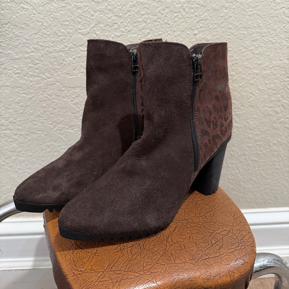 Brown Suede Ankle Boots with Leopard Print
